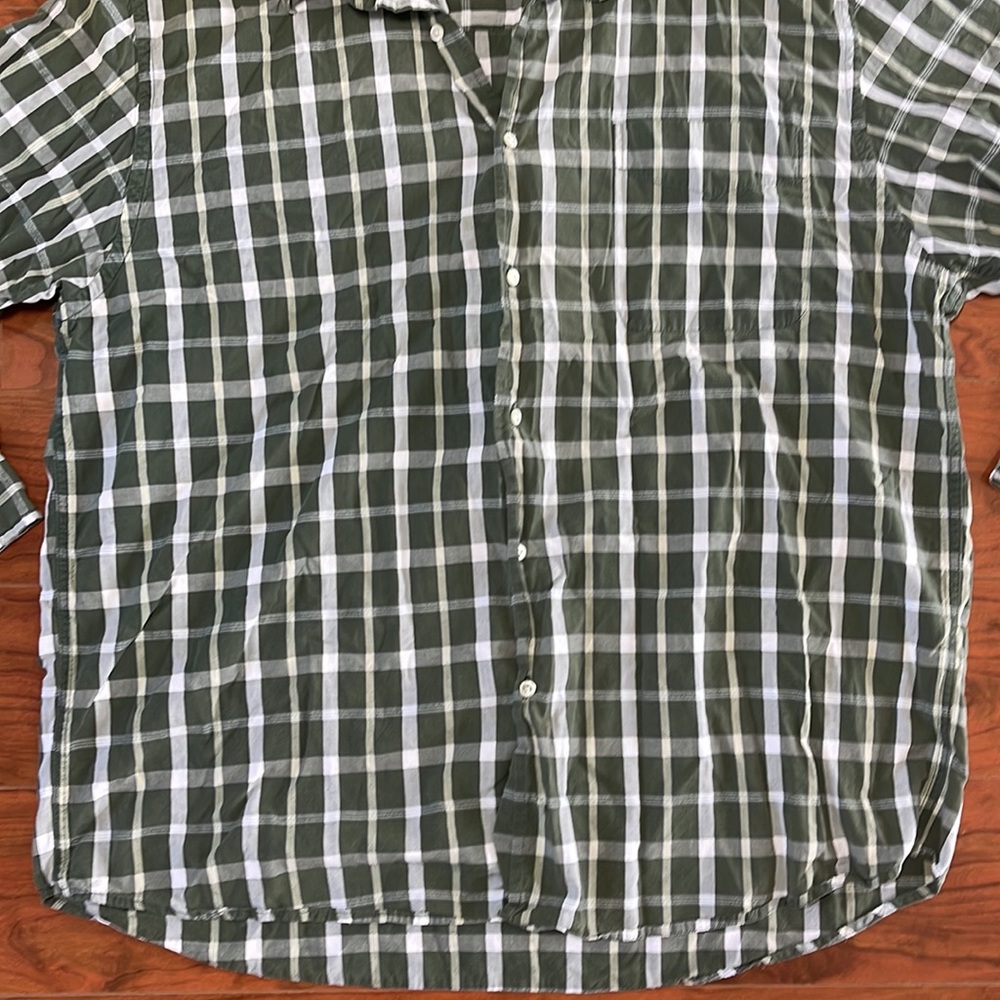 Nautica Green and White Plaid Men's Casual Long Sleeve Button Down Shirt - Picture 4 of 7